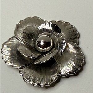 Vintage Silver tone Floral Metal brooch potential scarf clip MCM